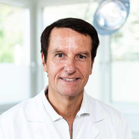 Dr Helmut Hoflehner