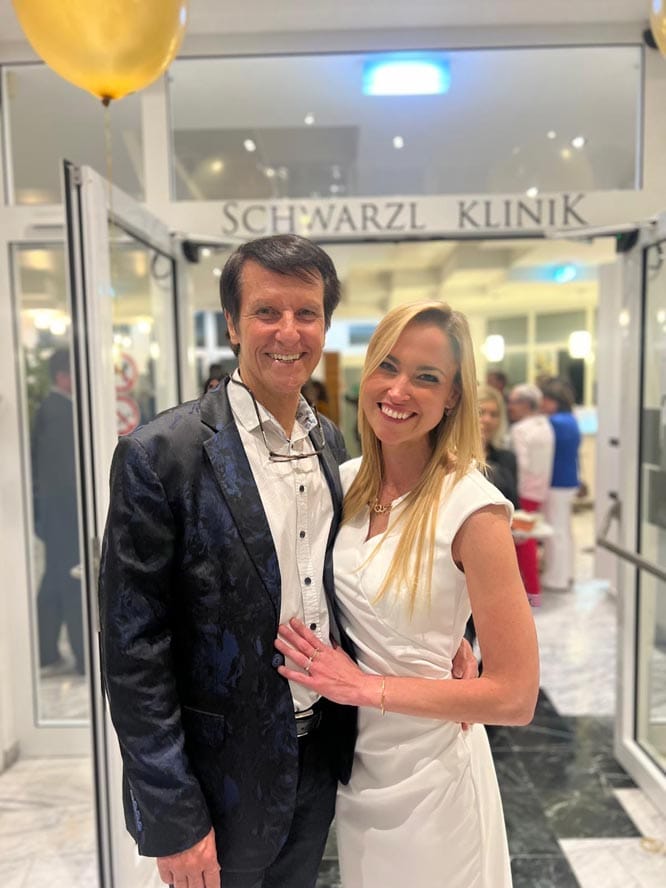 Dr. Stübler und Dr. Hoflehner bei der Eröffnung von New-Aesthetics