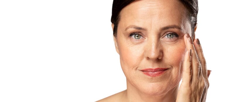 Gesichtsalterung Frau im Close up